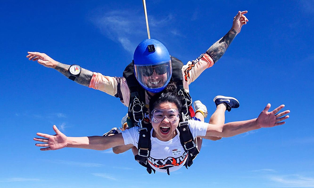 Thailand travel Pattaya skydiving experience [hotel transfer + one-on-one instructor + Chinese guidance + video photos + third-party filming]