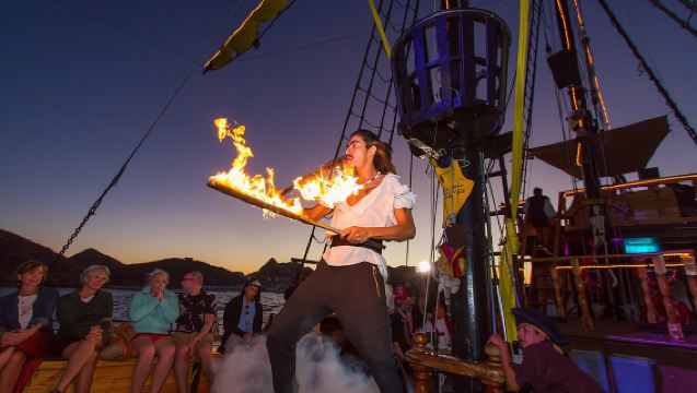 Pirate Ship Sunset Dinner and Show in Los Cabos