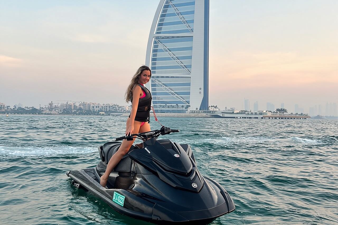 Avventura esclusiva di 30 minuti in moto d'acqua - Burj Al Arab