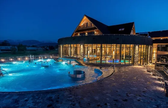 從克拉科夫出發,體驗霍霍洛夫溫泉浴場的夜晚之旅