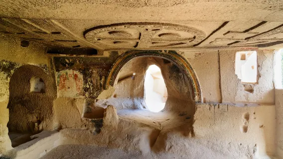 Cappadocia: Red Tour and Sunrise Balloon Tour