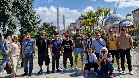 Tur Audio Berpemandu ke Tangki Basilika & Hagia Sophia dengan Tiket