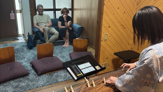 Kioto: concierto japonés de Koto y Shamisen y clase de Koto