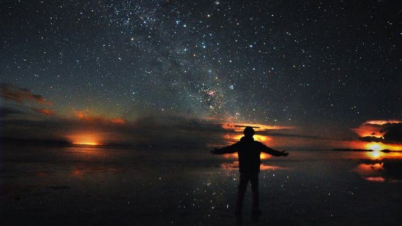 Desde Uyuni: Atardecer y estrellas nocturnas en el Salar de Uyuni