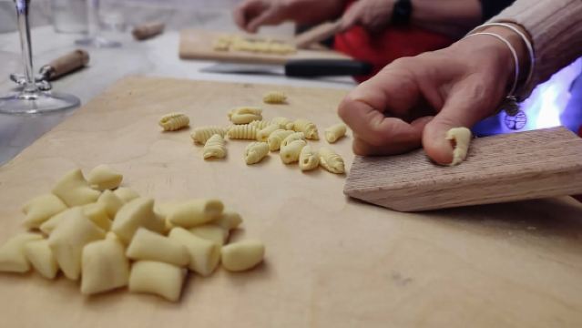 Rome: Pasta Making Workshop with Lunch