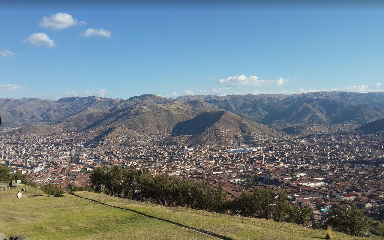 Lima Classic Attractions Tour - 1-day private charter with Chinese/English service, customizable itinerary