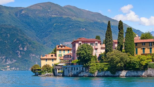 Lawatan sehari dalam kumpulan kecil 6 orang dari Milan, Itali ke Tasik Como, Bellagio, Katedral Como dan bandar lama