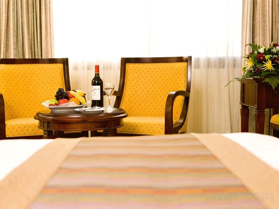 Hotel Muscat Holiday Room Type - Deluxe Suite Rooms Hotel Muscat Holiday Room Type - Deluxe Suite Rooms