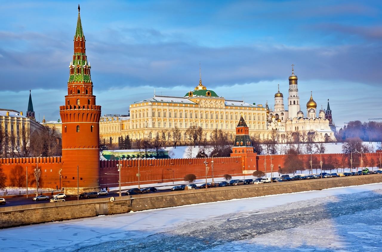 Российские услуги по индивидуальному заказу: переводы с китайского на русский / туризм для посещения родственников / краткосрочная иммиграция / нотариальное заверение для образовательных поездок и учебы