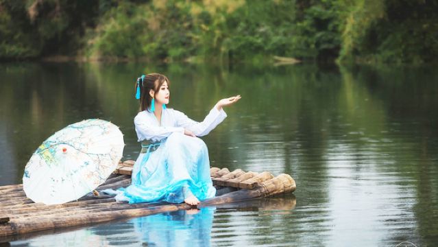 【私家團】陽朔遇龍河竹筏漂流+灕江風景名勝區興坪竹筏+古鎮畫廊一日遊