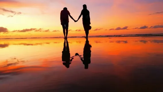 Tagesausflug zu den Mangroven und Glühwürmchen in Sabah, Malaysia – Kawa/Himmelsspiegel/Fluss der Glühwürmchen