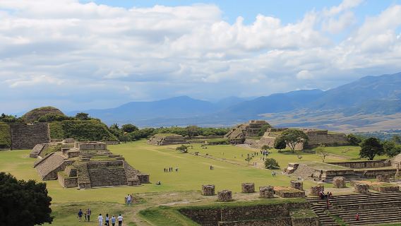Monte Alban, Arrazola and Coyotepec Tour with Workshop Demonstration