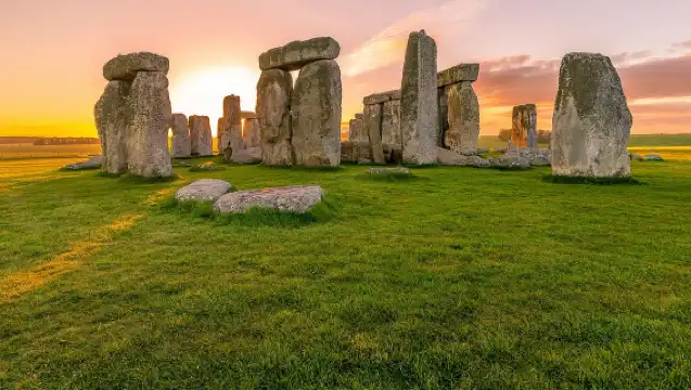 贈午餐 英國倫敦巨石陣+溫莎+牛津 中文導遊一日遊含牛津導覽