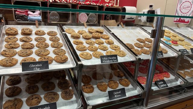 Nashville 12South District Authentic Food Tour with 7 Tastings