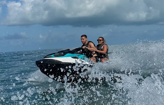 蘭卡威水上摩托車之旅銅級套餐（2小時）