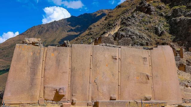 Circuit privatisé d'une journée dans la Vallée Sacrée au départ d'Urubamba et Ollantaytambo