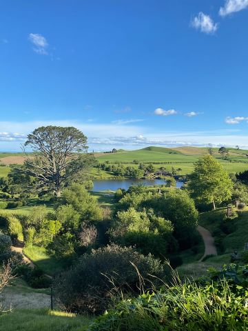 Dari Auckland: Set Filem Hobbiton - Lawatan Peribadi