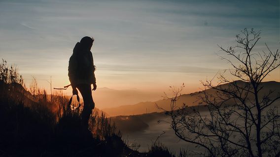 Mount Bromo Sunrise Adventure - Widodaren, Pasir Berbisik & Teletubbies Hill
