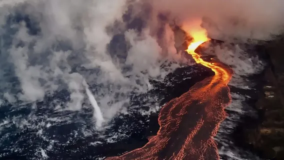 Tur Helikopter Taman Nasional Gunung Berapi Big Island (Kawah Kilauea, Zona Lava Gunung Mauna Loa)