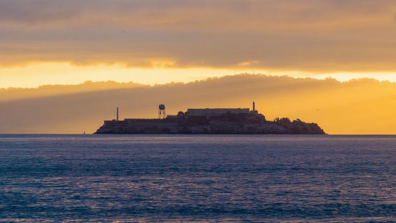 Skyline Sightseeing San Francisco Hop-on Hop-off and Alcatraz