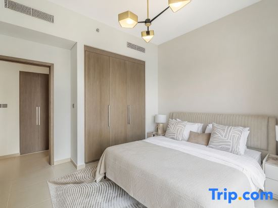 Elegant Apartment Walk to Burj Khalifa/Dubai Mall