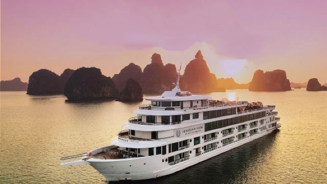 ベトナム・ハロン湾ワンデーツアー【5つ星クルーズでハロン湾を満喫 ハノイ/埠頭の両地発着】