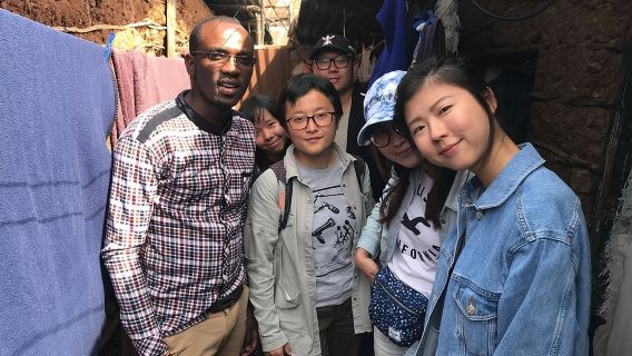 Memorable Daily KIBERA Slums/Toi Market Tour with Locals (2 hours)