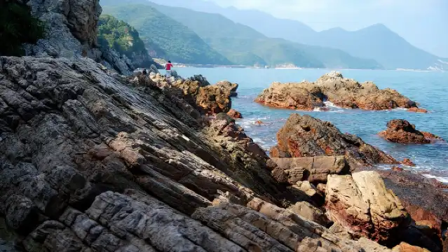 Shenzhen Private Day Tour: Yangmeikeng, Luzui Villa, Dapeng Fortress, Jiaochangwei