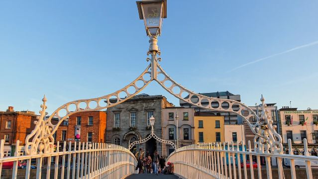 Tour Privado Personalizado en Dublín con un Local, Lo Mejor y Rincones Poco Conocidos