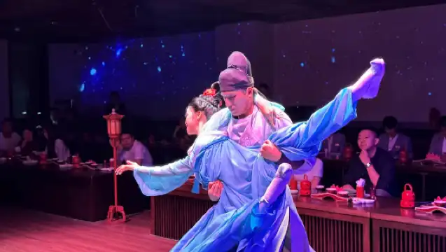 西安祥瑞芙蓉宴 ● 沉浸式體驗千年唐韻宮廷盛宴【帝王宮廷宴會場景+唐風樂舞表演+宮廷御膳+古代服裝體驗】#