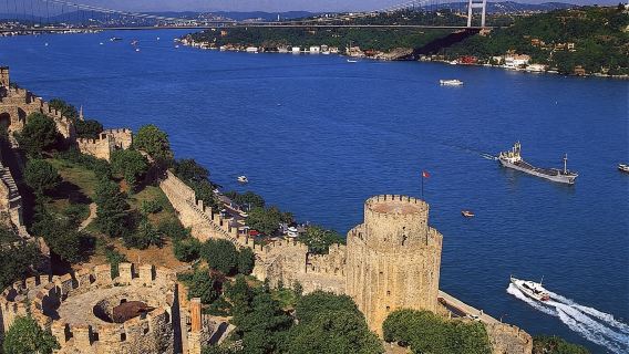 이스탄불: 보스포러스 해협 오후 크루즈 및 향신료 시장 투어