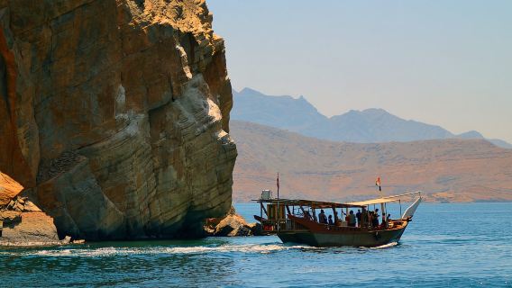 Khasab: Dolphin Watching Day Tour with Snorkeling & Lunch