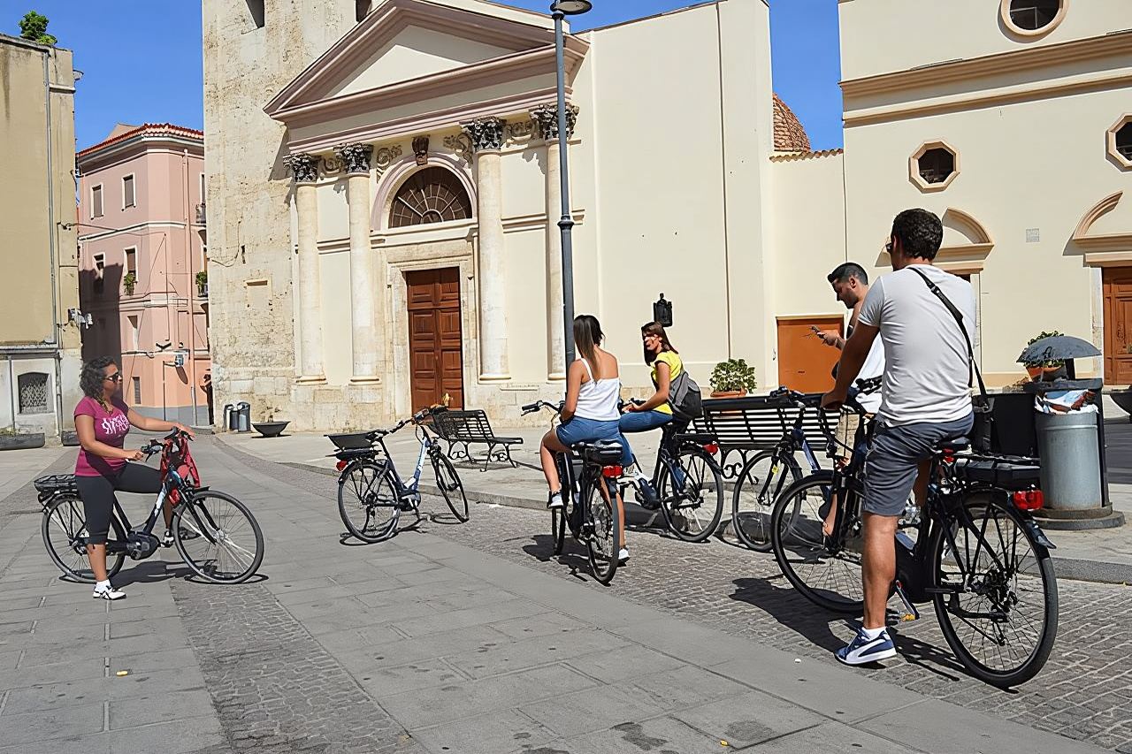 Cagliari: Tour guidato in bici elettrica del centro storico