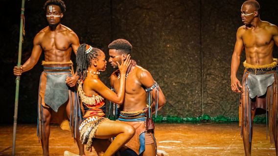 Victoria Falls:Teater Simunye The Spirit of Africa,Zimbabwe