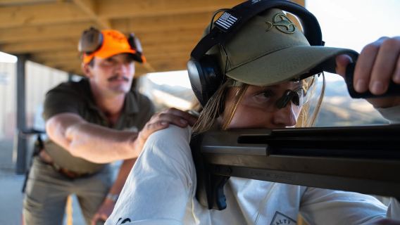 ประสบการณ์ถ่ายภาพด้วยปืนจริงที่ควีนส์ทาวน์และวานาคา ประเทศนิวซีแลนด์ มีหลายรอบให้เลือก e-ticket