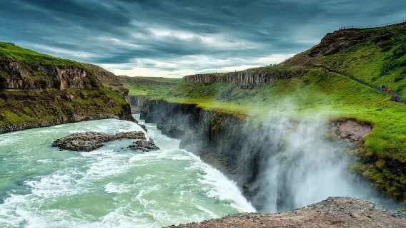 Racconti del Cerchio d'Oro, Fattoria di Pomodori e Kerid – Piccolo gruppo da RVK