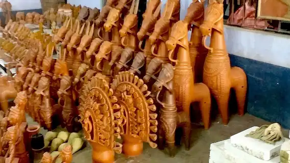 Day trip from Kolkata to Bishnupur for Terracotta Temples and Silk 