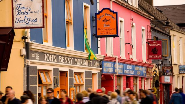 Dingle Peninsula Day Tour from Cork: Including The Wild Altanic Way