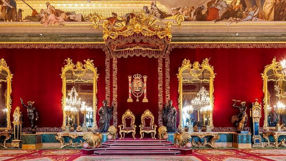 Tur Jalan Kaki Kota Tua Madrid & Istana Kerajaan dengan Tiket Lewat Antrean