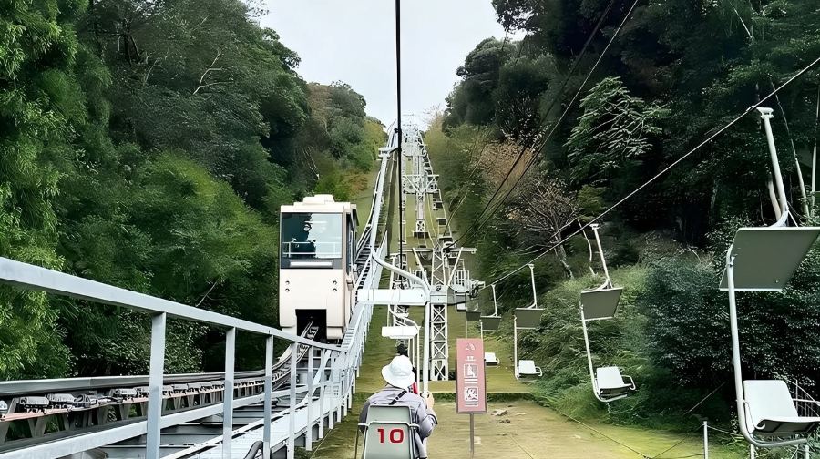 日本威尼斯天橋立・伊根舟屋・伊根灣一日遊（中日泰英四語服務）