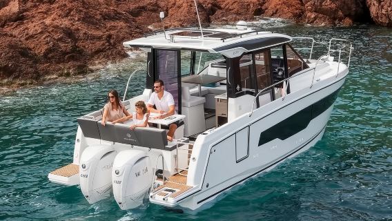 Thuê du thuyền sang trọng Đảo Phú Quốc ra khơi | Du thuyền MF1095 [Hội họp công vụ/Team building/Tiệc tùng du thuyền riêng tư + Dịch vụ tùy chỉnh]