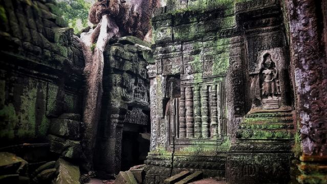 Angkor Wat Temple Tour -- English-speaking guide