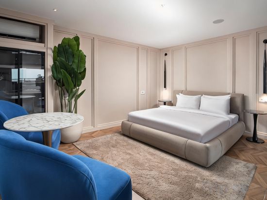 Walton Gardens Pera Room Type - Terrace suites with Jakuzzi 