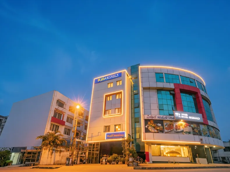 Fabhotel Royal Residency II