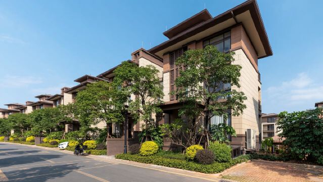 佛山美的鷺湖森林度假區·過夜露營【獨棟5房別墅 獨立KTV房+電烤爐+麻將+私家泡池】