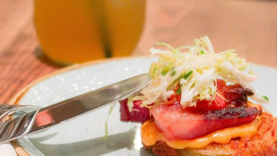 Las Vegas: The Strip's Celebrity Chefs Tour or Downtown Food Tour