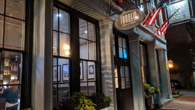 True Crime Pub Crawl - Tur Pembunuhan Savannah Awal