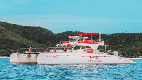 Pattaya Tagesausflug mit Yacht, Schnorcheln und Besuch der unbewohnten Inseln Bambusinsel und Koh Larn mit spätem Start für Faulpelze