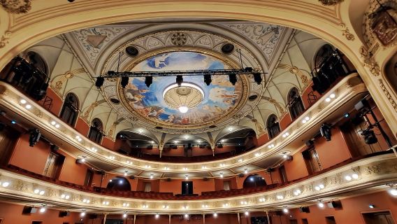 芬蘭赫爾辛基美術館-芬蘭議會大廈可定制【中文專車-悅享旅程】