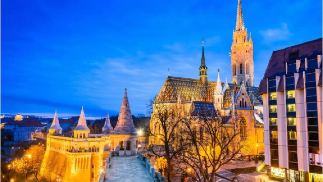 馬加什教堂＋蓋勒特山＋伊麗莎白橋＋菸草街猶太教堂＋賽切尼溫泉浴場